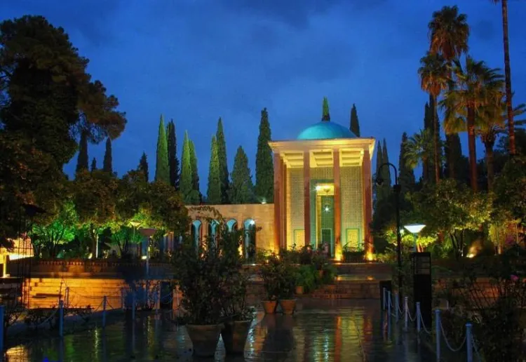 آرامگاه سعدی